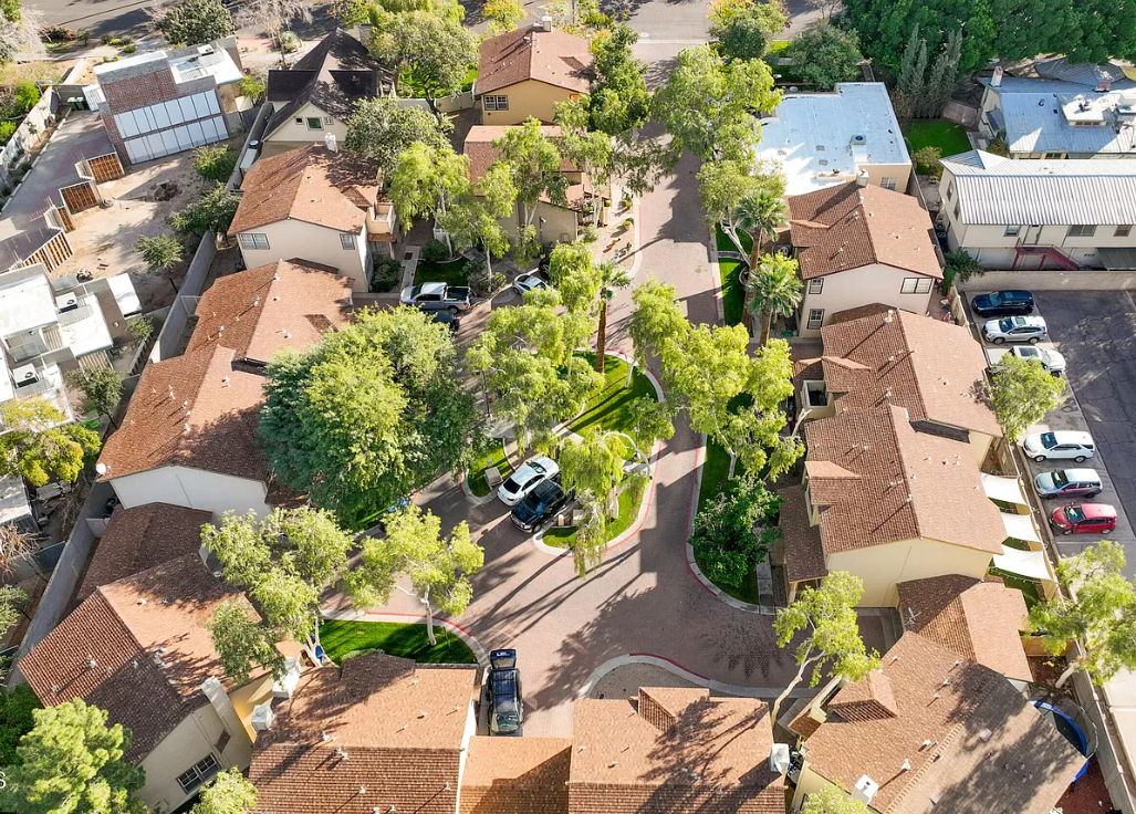 Ash Court Community